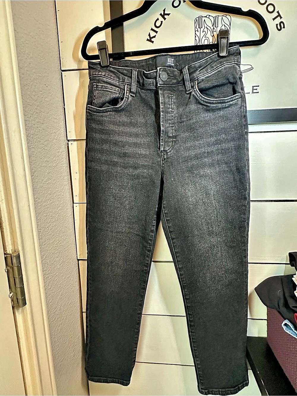 Kut from the Kloth Skinny Jeans in Gray Like New